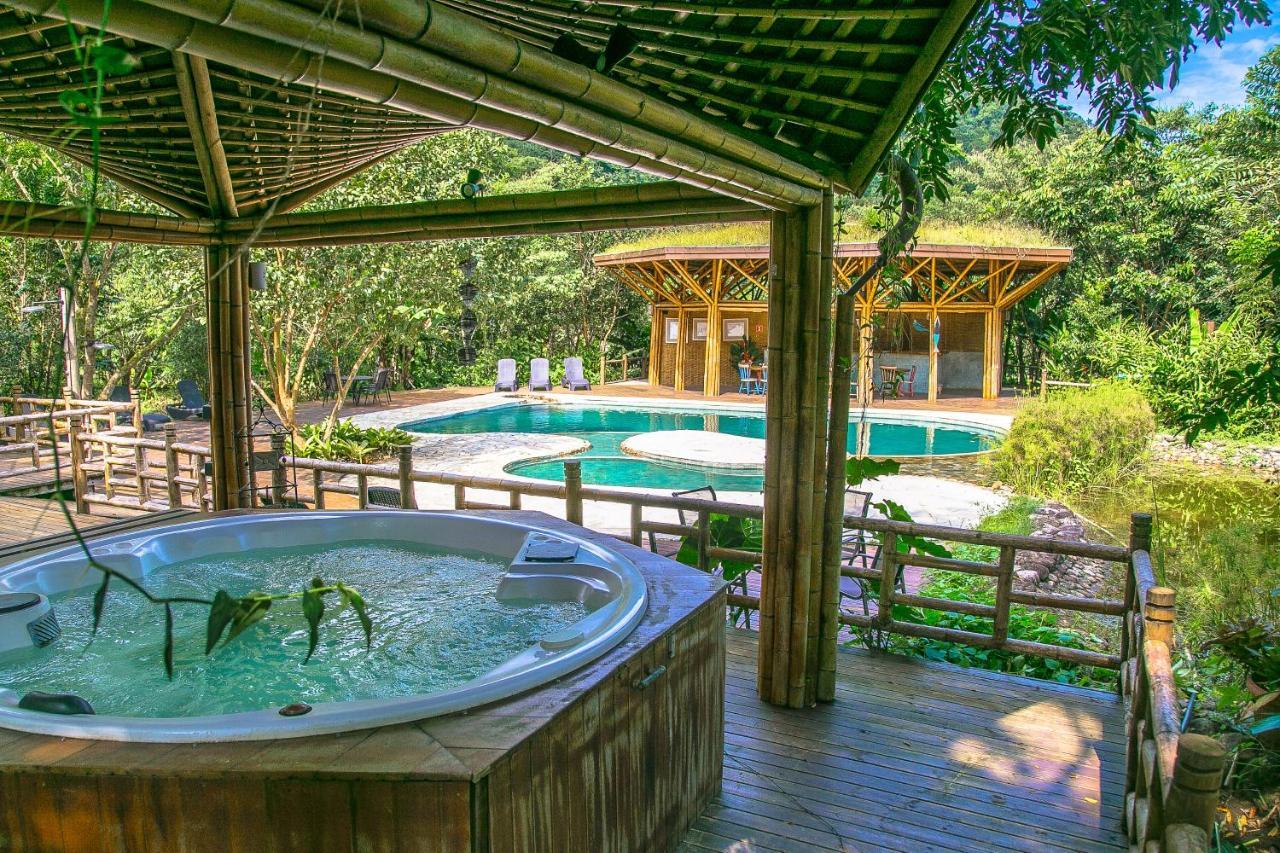 Banana Bamboo Ecolodge Убатуба Екстериор снимка