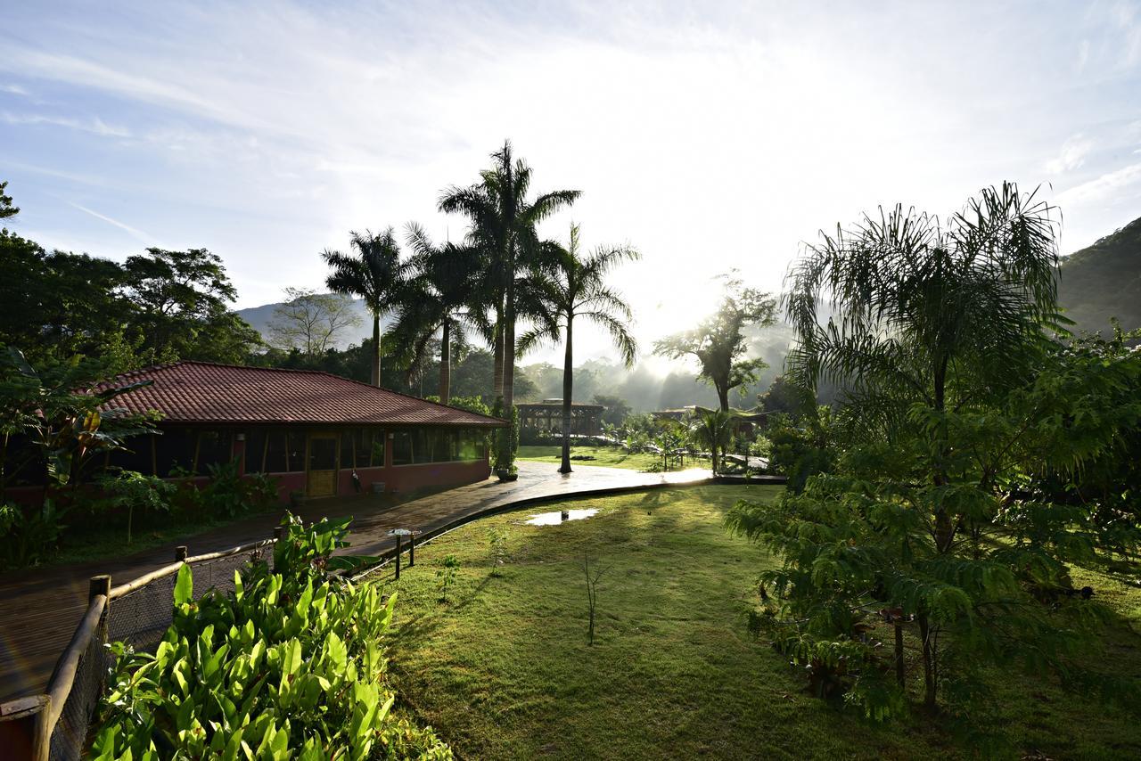 Banana Bamboo Ecolodge Убатуба Екстериор снимка